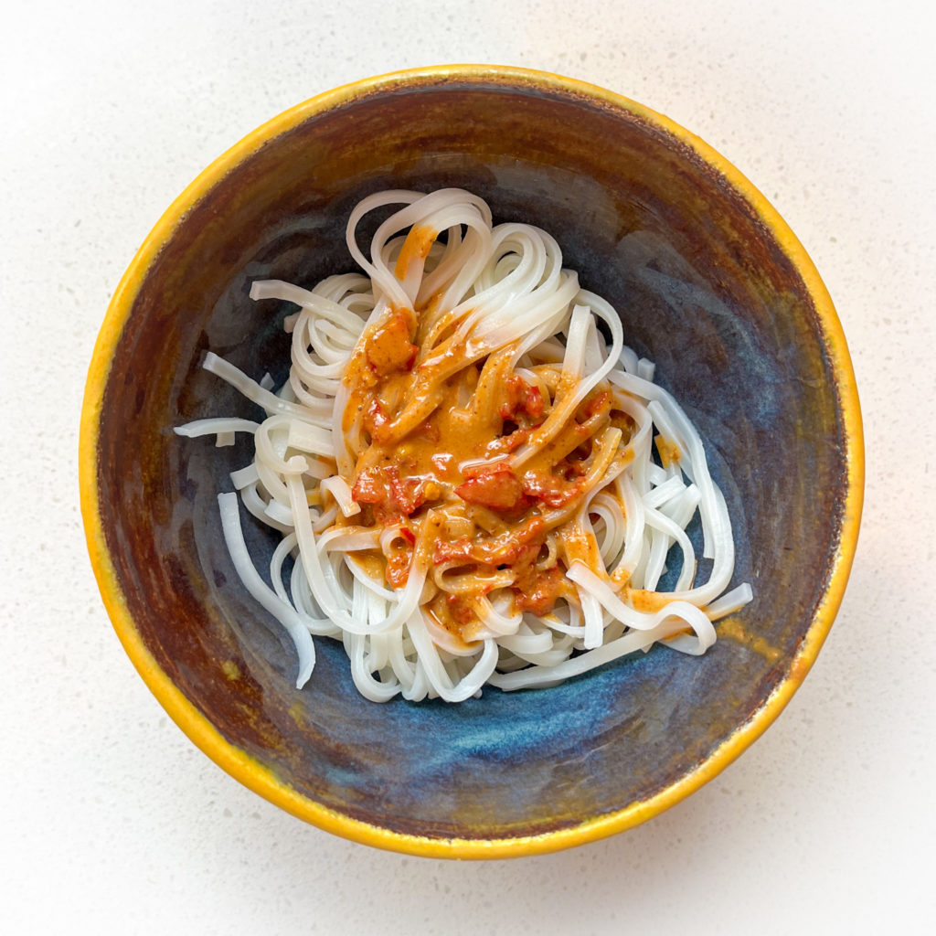 A Simple Tempeh Peanut Noodle StirFry Recipe (Vegan and Healthy) The