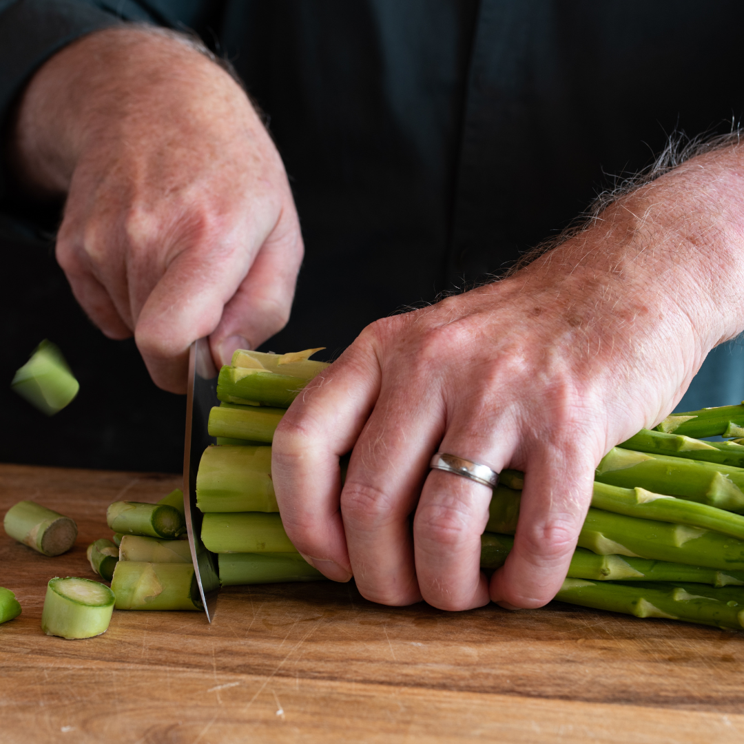 Cutting asparagus
