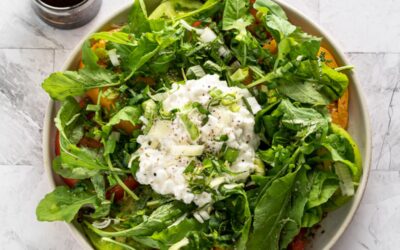 Arugula Cottage Cheese Salad with Balsamic Dressing